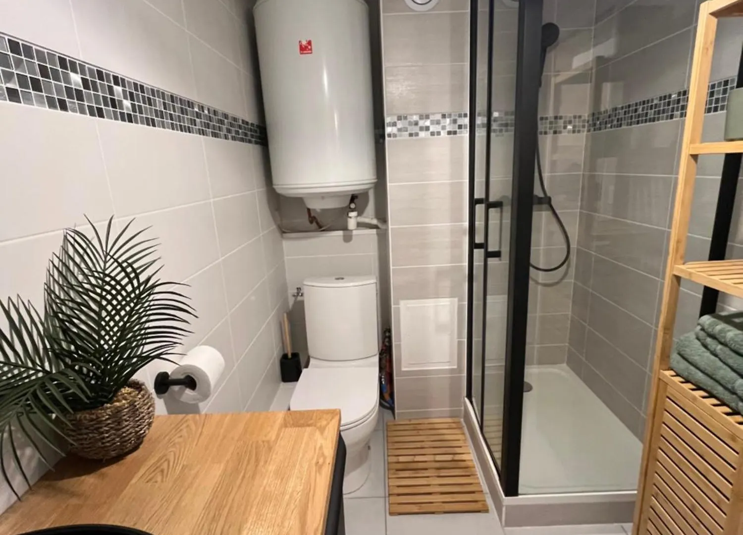 Perle Des Sables Blancs, Appartement Entier A 100M De La Plage Avec Parking Prive Concarneau 0*,