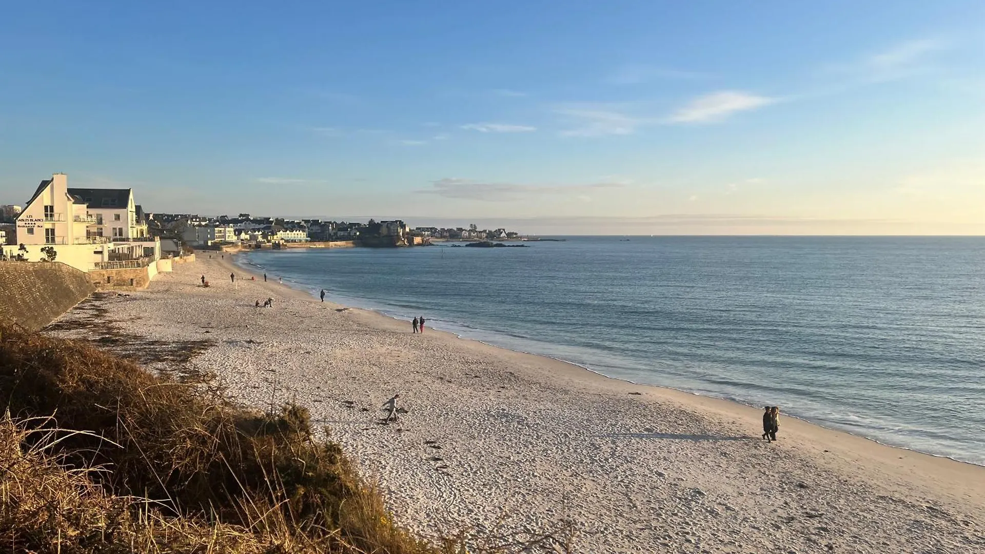Perle Des Sables Blancs, Appartement Entier A 100M De La Plage Avec Parking Prive Concarneau